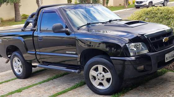 CHEVROLET S10 2.4 MPFI ADVANTAGE 4X2 CS 8V FLEX 2P MANUAL CHEVROLET S10 2.4 MPFI ADVANTAGE 4X2 CS 8V FLEX 2P MANUAL